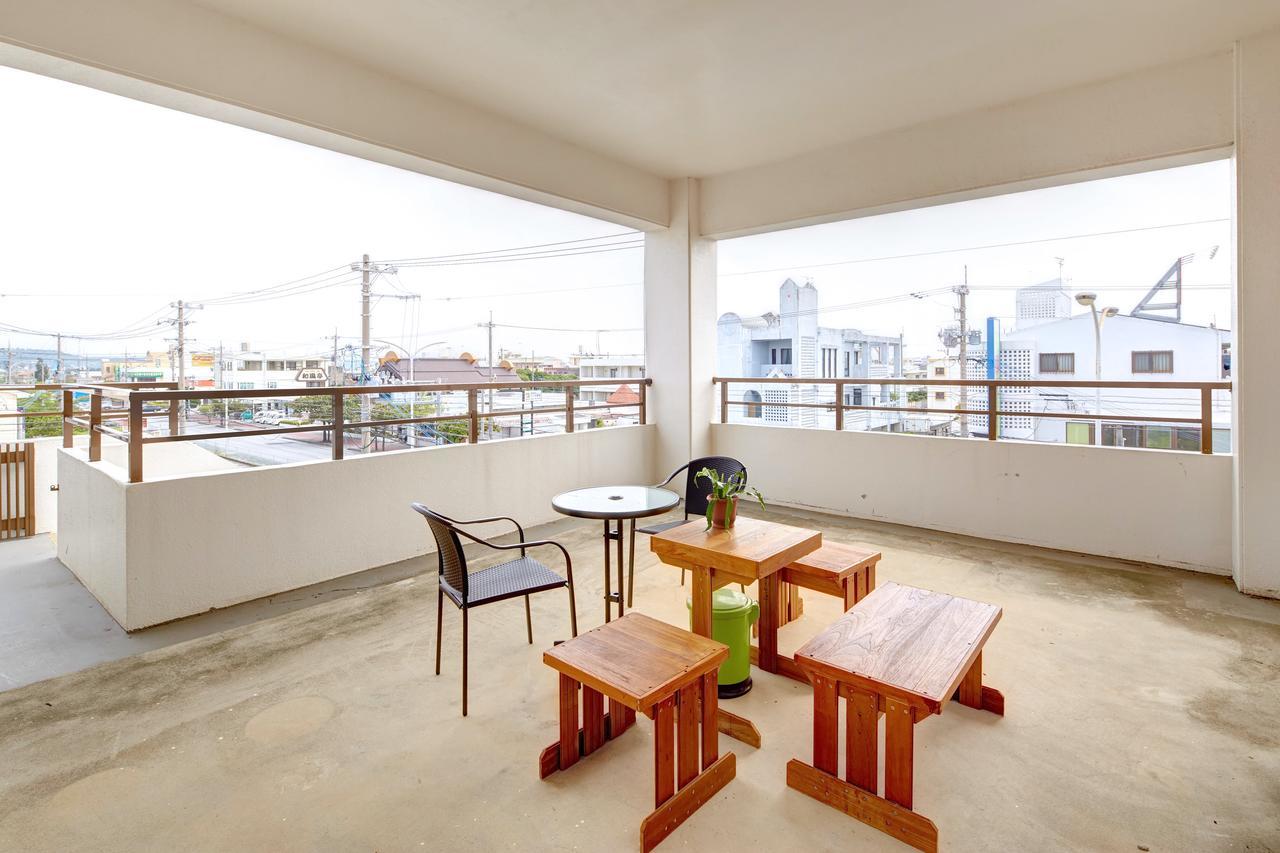 Condominium Aoi Sanmyaku Okinawa Eksteriør billede